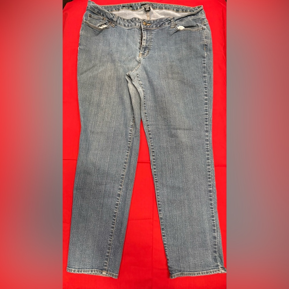 a.n.a Women's Blue Skinny Jeans Size 20W